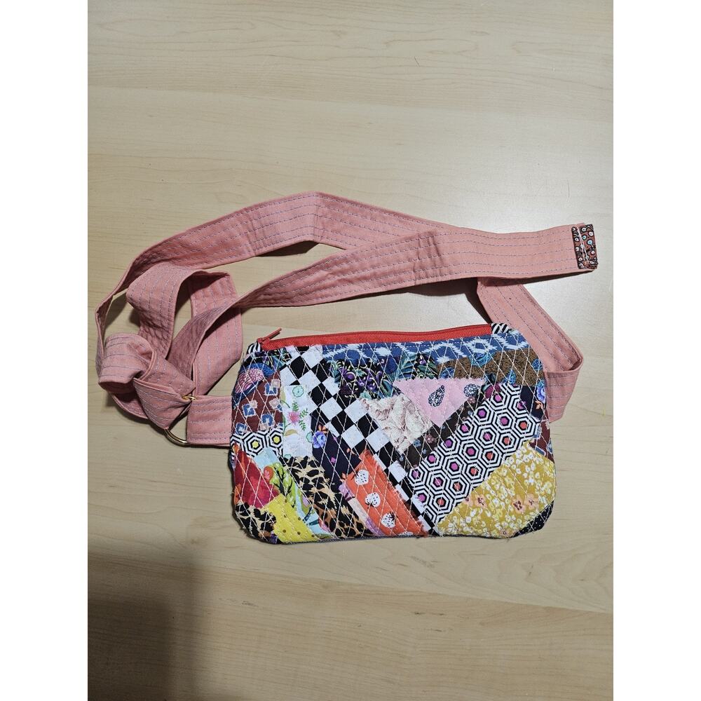 Handmade Upcycled Fanny Pack Sling Bag Belt Bag Adjustable Tie Strap Quilted - Picture 3 of 7